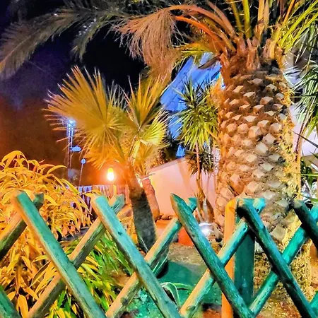 Possidon Hotel Agia Marina (Aegina)